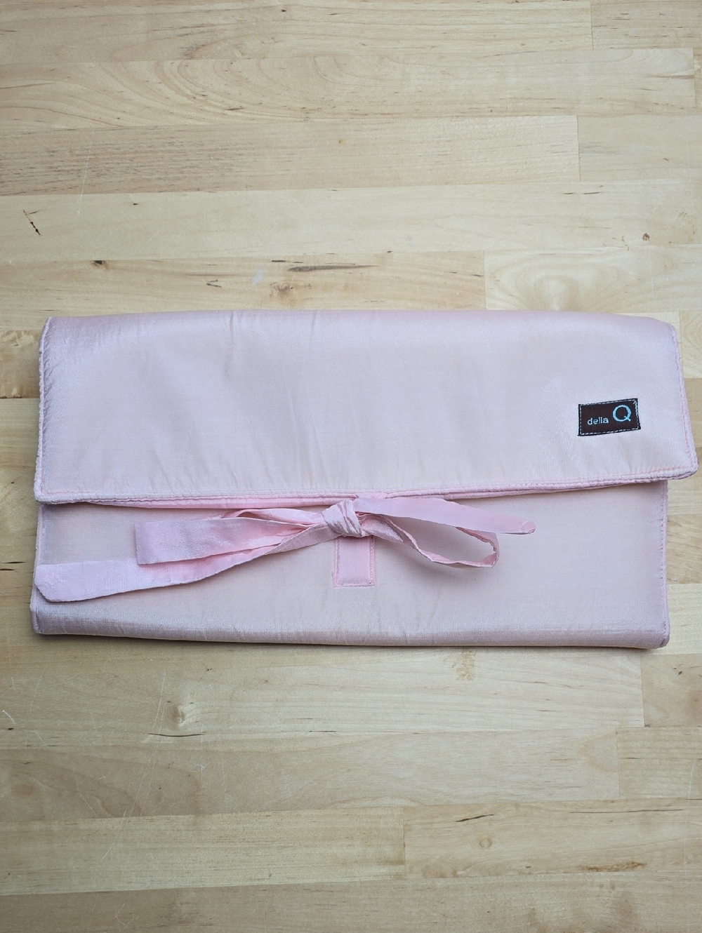 Della Q Knitting Needle Case in Pink- The Que-i
